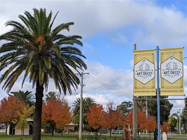 Rotary Park - Art Deco signs