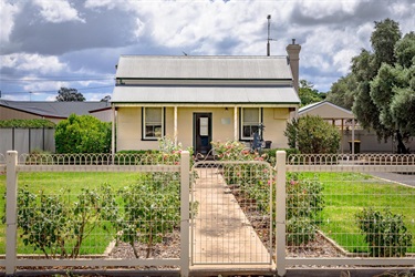 Henry Lawson Cottage - image credit G Davis