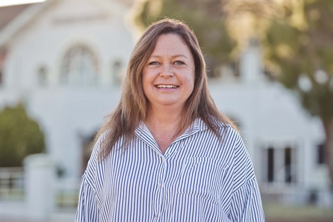 Michelle Evans_cropped.jpg